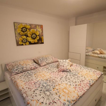 Apartma Pri Klari Appartement Kocevje Buitenkant foto